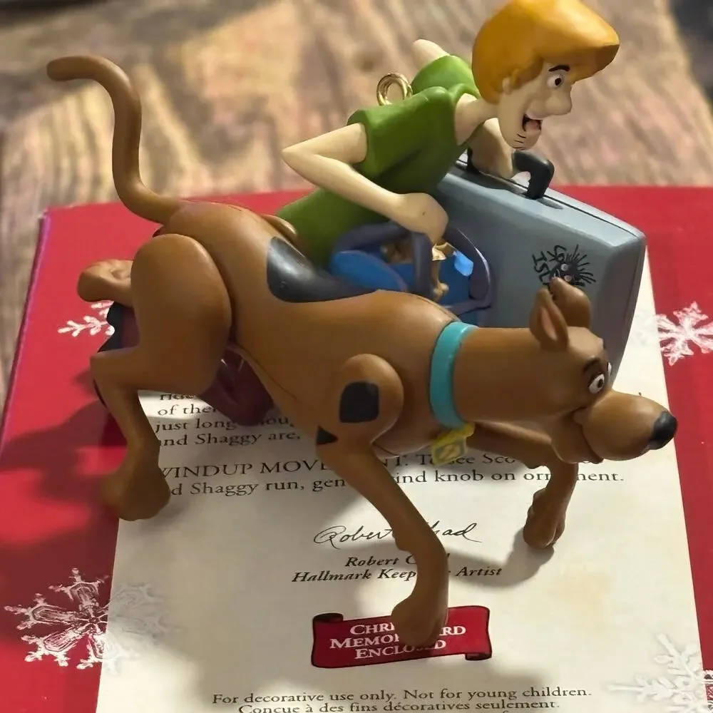 Hallmark Keepsake 2002 Scooby-Doo & Shaggy Wind Up Christmas Ornament